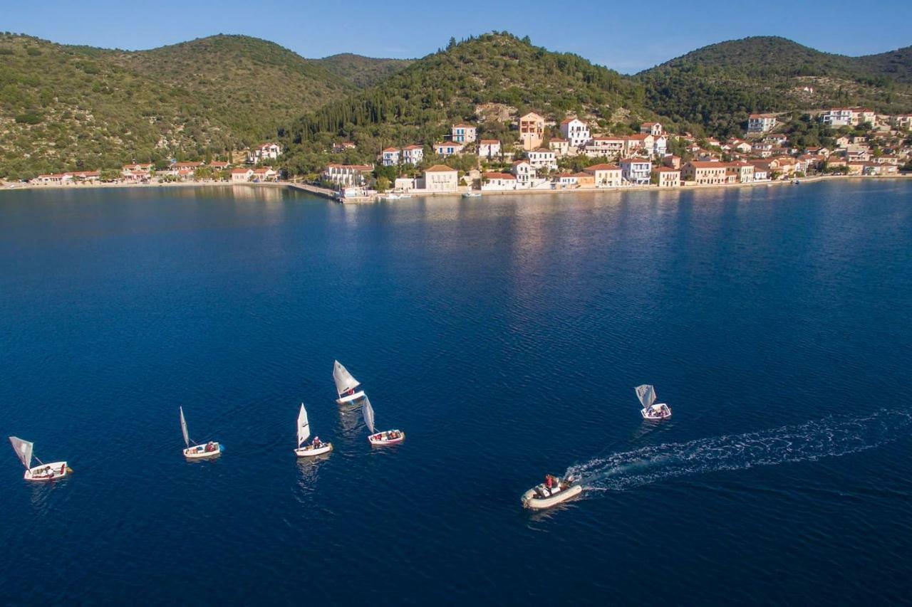 Cavos Seaside House Villa Vathy  Buitenkant foto